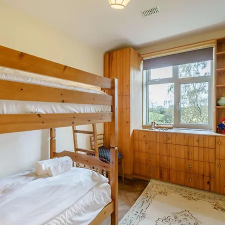 4 Bed In Near And Far Sawrey Llh42