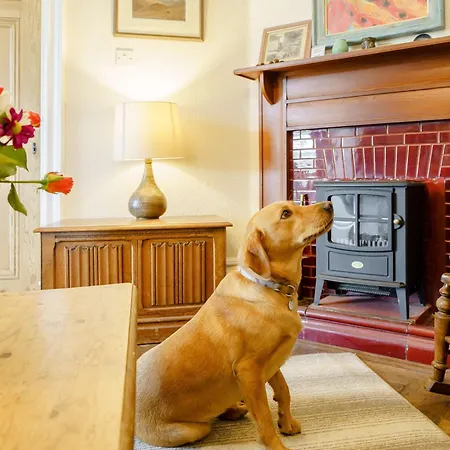 4 Bed In Near And Far Sawrey Llh42 別荘 *