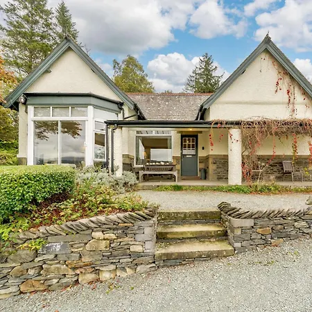 別荘 4 Bed In Near And Far Sawrey Llh42